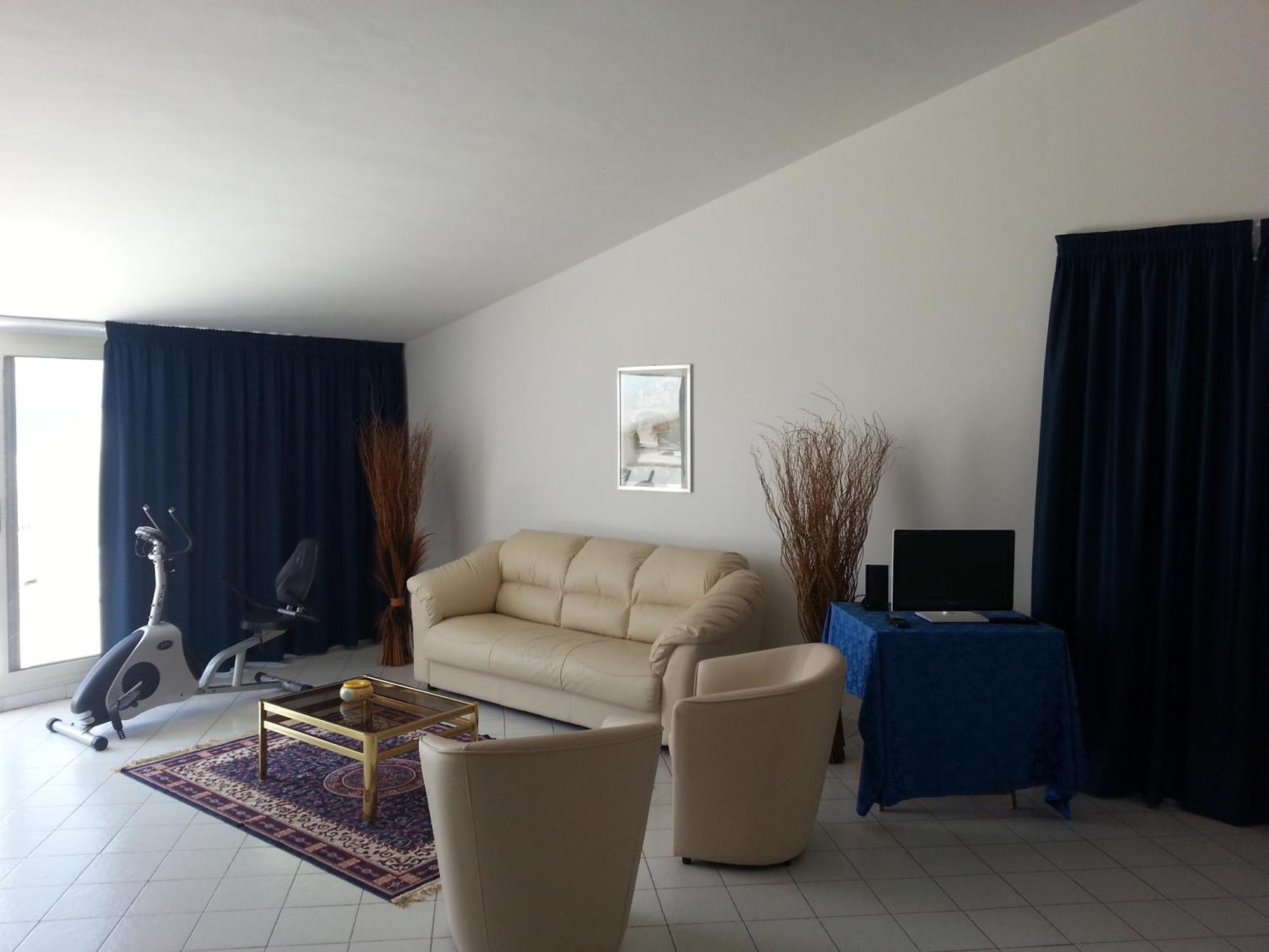 Hotel Ristorante Mareblu Amantea Bagian luar foto