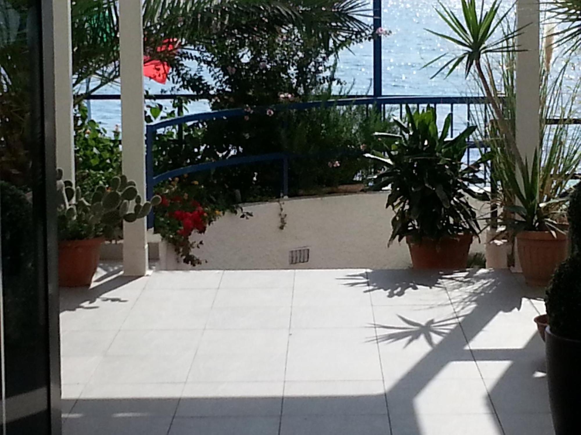 Hotel Ristorante Mareblu Amantea Bagian luar foto