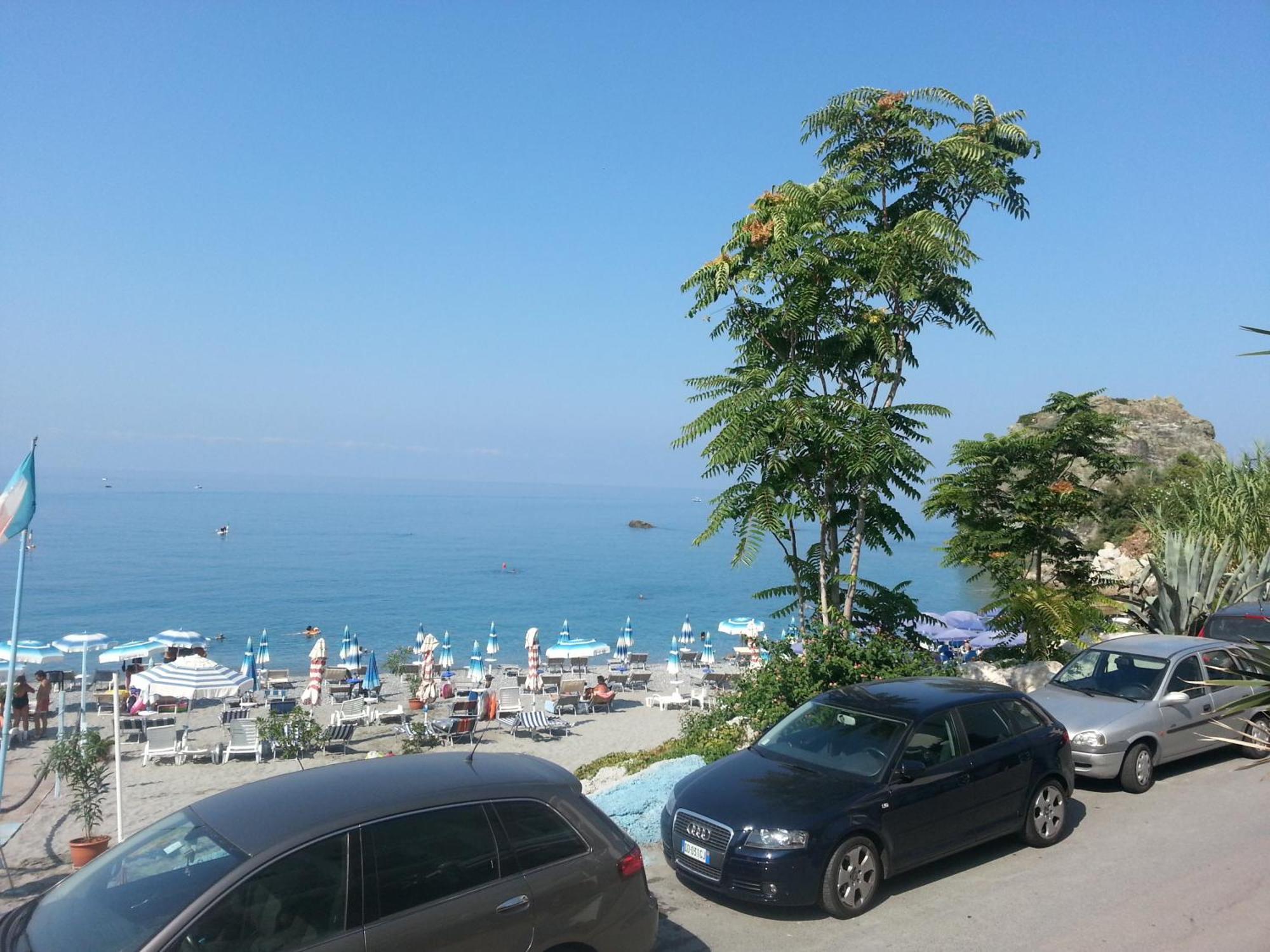Hotel Ristorante Mareblu Amantea Bagian luar foto