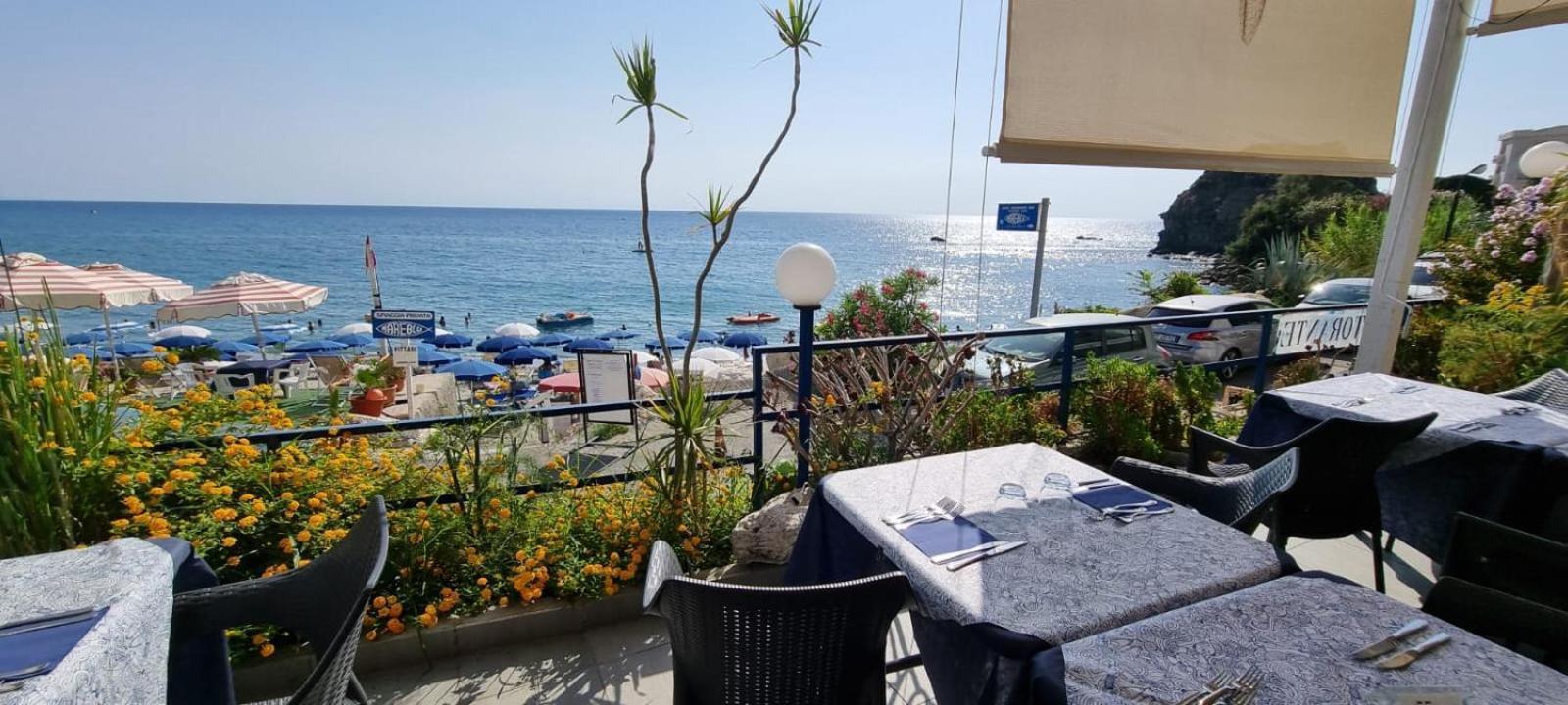 Hotel Ristorante Mareblu Amantea Bagian luar foto