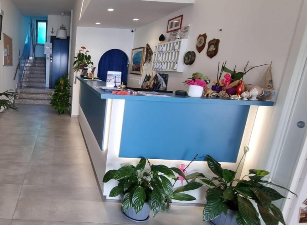Hotel Ristorante Mareblu Amantea Bagian luar foto