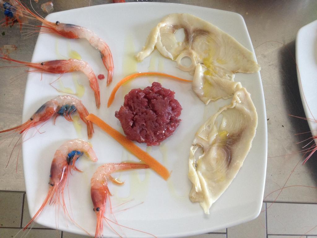 Hotel Ristorante Mareblu Amantea Bagian luar foto