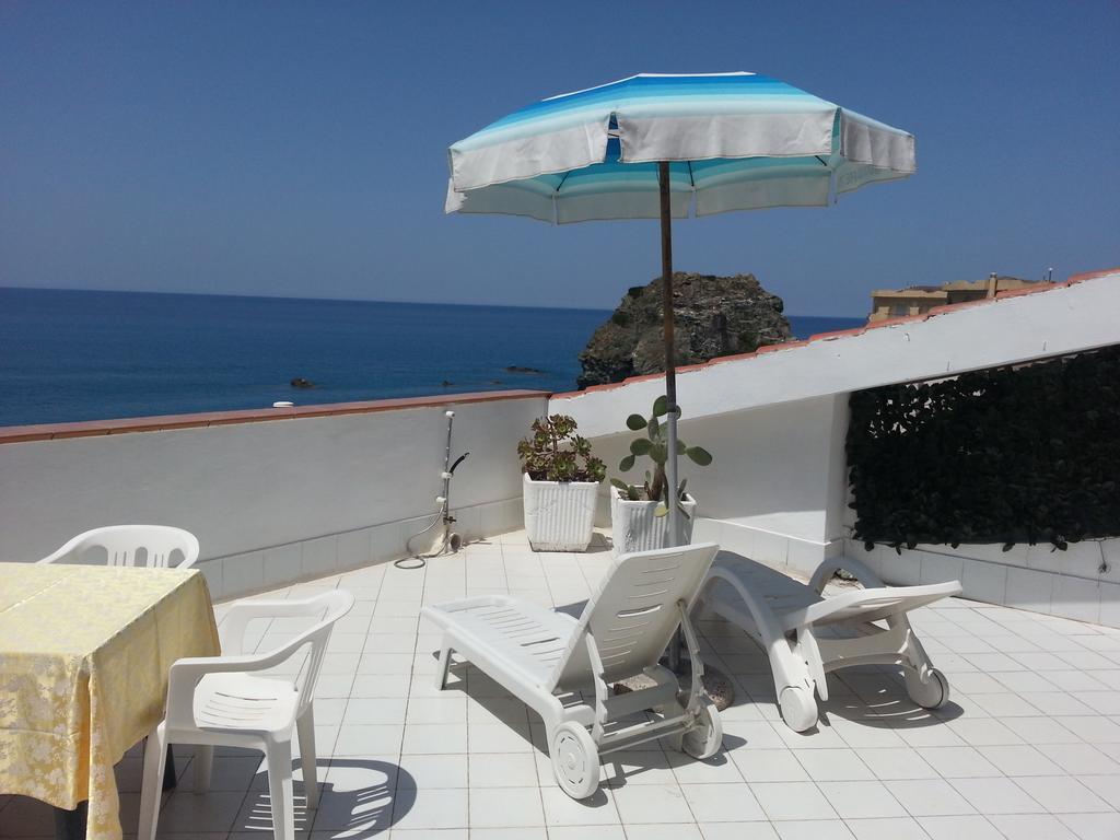 Hotel Ristorante Mareblu Amantea Ruang foto